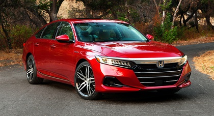 Honda Sedans Remain in Demand as Dealers Request Company to Keep Production Going