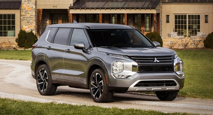 Mitsubishi is recalling nearly 90,000 Outlander`s due to a software bug that can cause the infotainment screen to go blank and the backup camera to fail when shifting into reverse too quickly