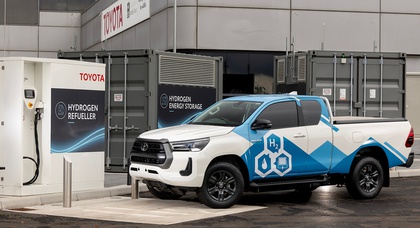 Toyota unveils hydrogen fuel cell electric Hilux prototype with 600+ km range