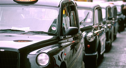 Geely спасла лондонское такси