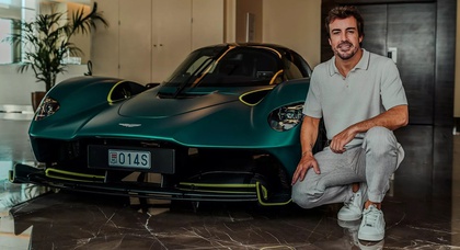 Fernando Alonso's nieuwe Aston Martin Valkyrie lijkt op zijn F1-auto