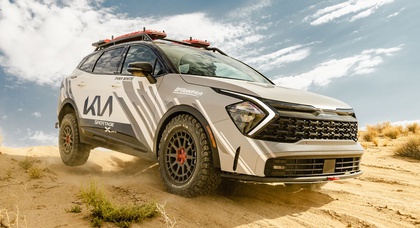 La voiture de rallye Kia Sportage X-Pro prête à participer au Rebelle Rally 2022