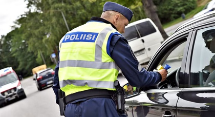 Un riche conducteur finlandais condamné à une amende de 121 000 euros pour excès de vitesse