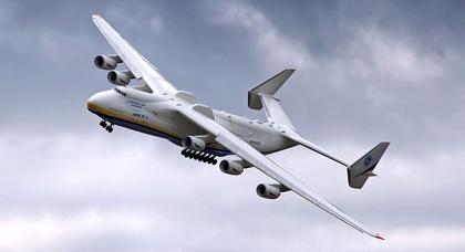 Die neue An-225 Mriya, das größte Frachtflugzeug der Welt, wird 500 Millionen Euro kosten. Sein Engineering hat bereits begonnen