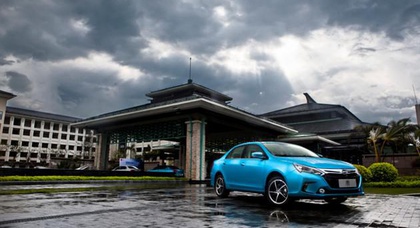 Гибридный автомобиль BYD Qin стал бестселлером в Китае