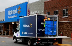 Сеть Walmart уже несколько месяцев перевозит товары в США на грузовиках без водителей