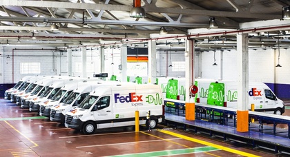 FedEx Spain поповнила свій автопарк 33 електричними фургонами Mercedes-Benz eSprinter