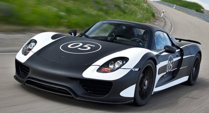 В сентябре Porsche выпустит 770-сильный спорткар со средним расходом 3 литра