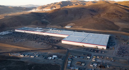 Tesla to Invest $3.5 Billion in Nevada Manufacturing Facility