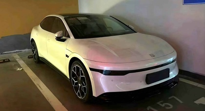 Spotted in China: Entry-Level Zeekr 007 Lacks Signature "Stargate Panel"
