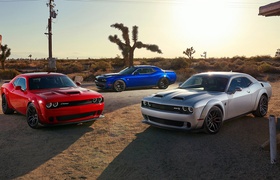 Dodge Challenger Reigns Supreme: Übertrifft Ford Mustang und Chevrolet Camaro im Jahr 2022