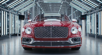 Bentley sort sa propre version de "Casse-Noisette", entièrement créée à partir des sons de l'usine automobile