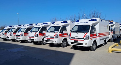 Южная Корея передала Украине 70 автомобилей скорой помощи
