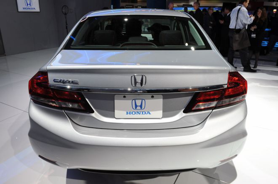 Honda Civic 2013 — экстерьер, фото 4