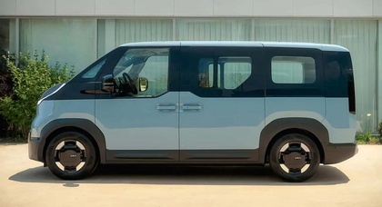 Kia PV5 Passenger представлен в шести- и семиместных версиях: цены от 38 000 евро