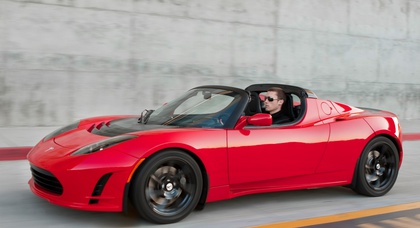 Новый Tesla Roadster будет крупнее и быстрее первого