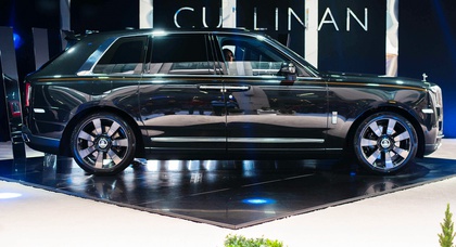 Rolls-Royce Cullinan: кроссовер по цене аэродрома 