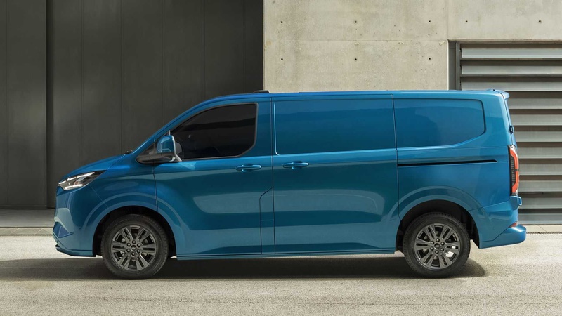 Ford Transit Custom Lineup Debuts With EV, PHEV, And Diesel Versions