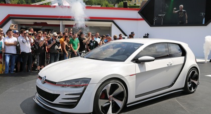 Volkswagen показал 500-сильный Golf