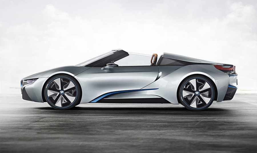 Bmw Sorvyot Kryshu U Sportgibrida I8