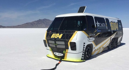 Le camping-car le plus rapide du monde, capable de rouler ? 121,5 mph, est mis en vente pour 95 000 $