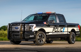 Ford a présenté la première camionnette électrique conçue spécifiquement pour la police - F-150 Lightning Pro SSV