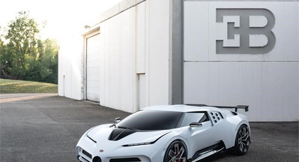 В сеть утекли фото нового гиперкара Bugatti  