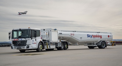 Stuttgart Airport has launched an all-electric refuelling truck based on the Mercedes-Benz eEconic