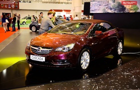 Opel Cascada приехал на SIA 2013 с ценником