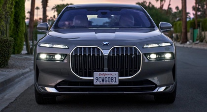 2023 BMW 7 Series and i7 windshield wiper problem prompts vehicle recall