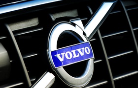 Компактный кроссовер Volvo XC40 дебютирует в 2018 году