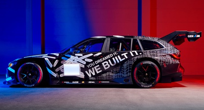 BMW построила настоящий гоночный автомобиль из первоапрельской шутки