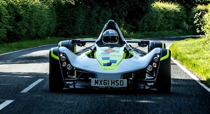 В Великобритании появился первый полицейский спорткар BAC Mono  