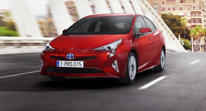 Звезда гибридов – Toyota Prius сменил поколение и стал экономичнее