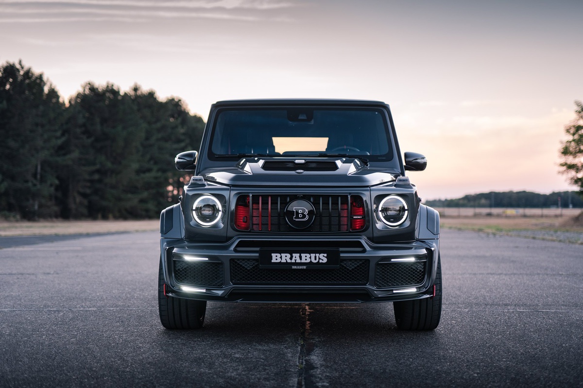 Brabus P 900 Rocket Edition, вид спереди