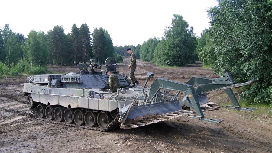 Leopard 2R