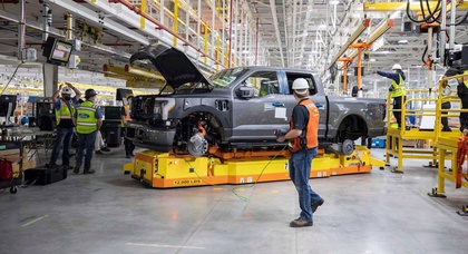 Компанія Ford повернула досвідчених інженерів після невдачі зі штучним інтелектом