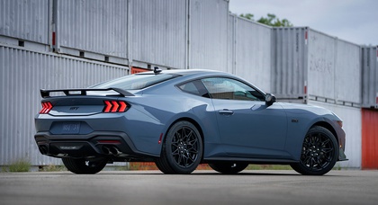 First 2024 Ford Mustang Snapped Up for $565,000 at Charity Auction