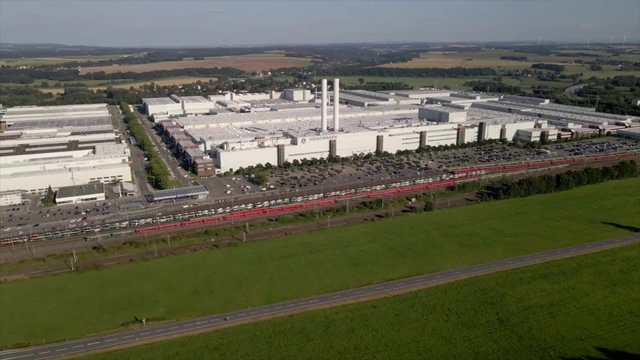 Volkswagen to reduce staffing at all-electric Zwickau plant - The