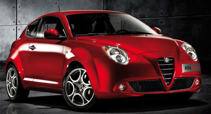 На открытии нового автосалона Alfa Romeo и Lancia представили эксклюзивную модель