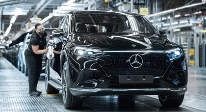 Mercedes-Benz began producing electric vehicles in the US