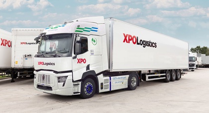 Renault delivers 165 electric trucks to XPO Logistics