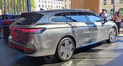 2024 Volkswagen Passat R-Line (B9) is shown in real life at the IAA 2023 Munich