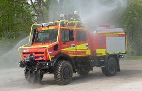 Mercedes-Benz Special Trucks introduces the Unimog U 5023, a combination pumper for forest firefighting and disaster relief