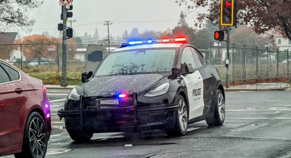 Le service de police de South Pasadena va électrifier l'ensemble de son parc automobile, en commençant par 10 voitures de patrouille Tesla Model Y