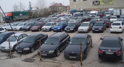 В Украине начали официально продавать конфискованные автомобили 