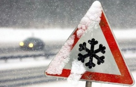 Город Днепр закрыли для грузовиков из-за снегопада