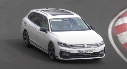 Neuer VW Passat-Prototyp kehrt für letzte Tests vor der Markteinführung auf den Nürburgring zurück