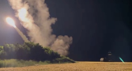 A video of probably the first combat use of HIMARS in Ukraine has appeared