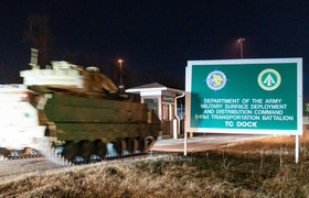 Die erste Lieferung von 60 Bradley-Kampffahrzeugen geht in die Ukraine